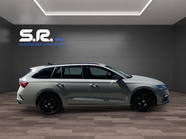 SKODA Octavia Combi 2.0 TSI DSG RS