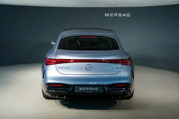 MERCEDES-BENZ EQS 500 4Matic AMG Line