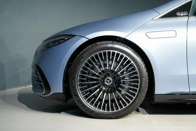 MERCEDES-BENZ EQS 500 4Matic AMG Line