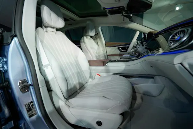 MERCEDES-BENZ EQS 500 4Matic AMG Line