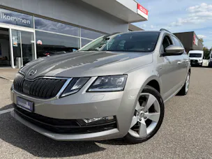 SKODA Octavia Combi 1.5 TSI Clever DSG
