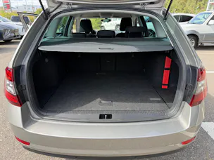 SKODA Octavia Combi 1.5 TSI Clever DSG