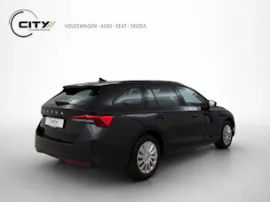SKODA Octavia Combi 1.5 eTSI Essence DSG