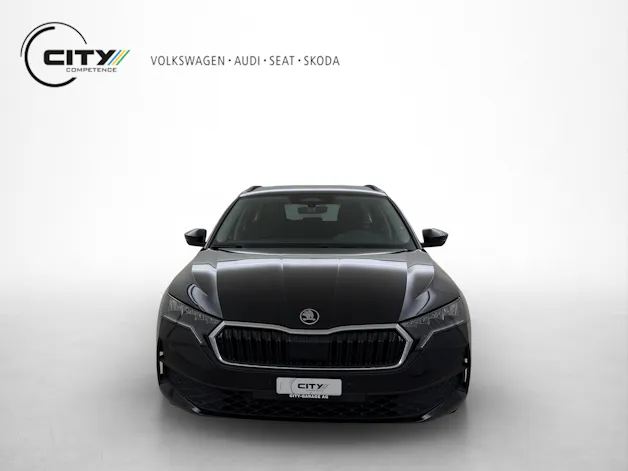 SKODA Octavia Combi 1.5 eTSI Essence DSG