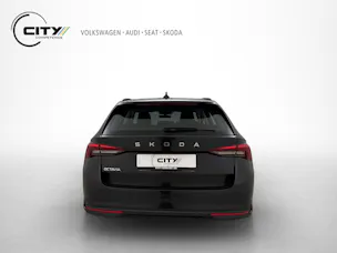 SKODA Octavia Combi 1.5 eTSI Essence DSG