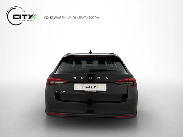 SKODA Octavia Combi 1.5 eTSI Essence DSG