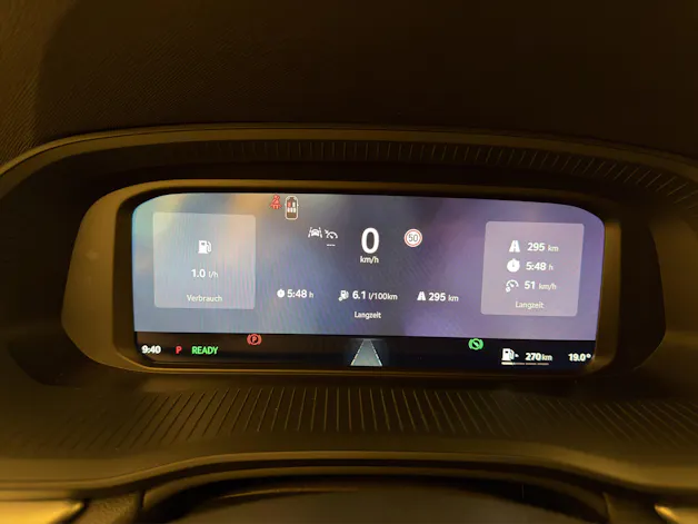 SKODA Octavia Combi 1.5 eTSI Essence DSG