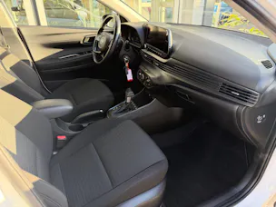 HYUNDAI i20 1.0 T-GDi Amplia DCT