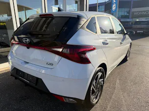 HYUNDAI i20 1.0 T-GDi Amplia DCT