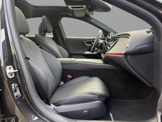 MERCEDES-BENZ E 220 d AMG Line 4matic