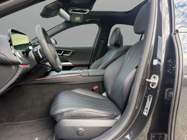 MERCEDES-BENZ E 220 d AMG Line 4matic
