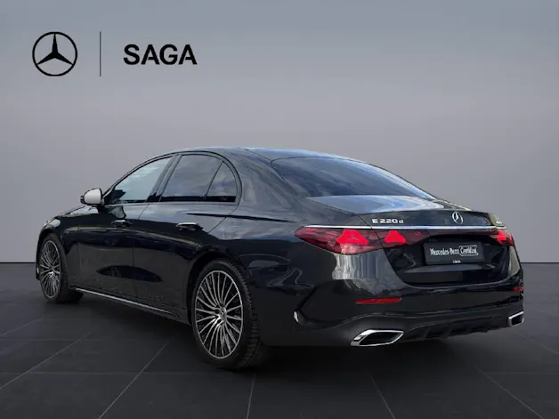 MERCEDES-BENZ E 220 d AMG Line 4matic