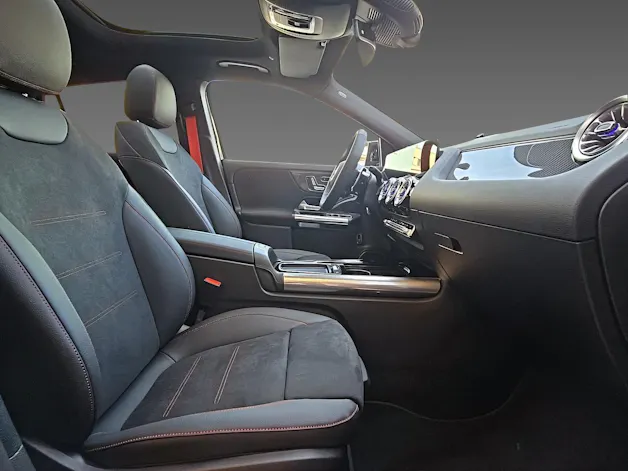 MERCEDES-BENZ GLA 35 4Matic