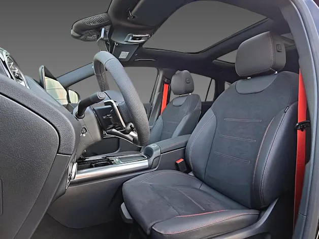 MERCEDES-BENZ GLA 35 4Matic