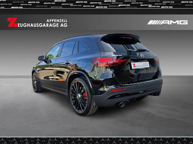 MERCEDES-BENZ GLA 35 4Matic