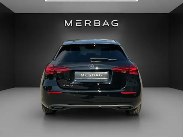 MERCEDES-BENZ A 200 Night Star 7G-DCT