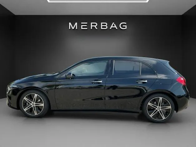 MERCEDES-BENZ A 200 Night Star 7G-DCT