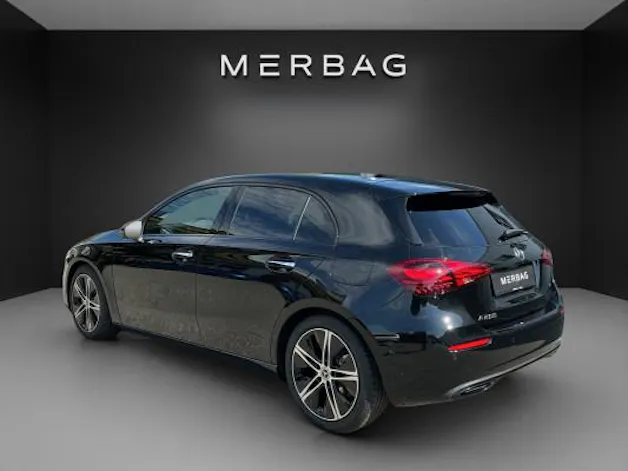 MERCEDES-BENZ A 200 Night Star 7G-DCT