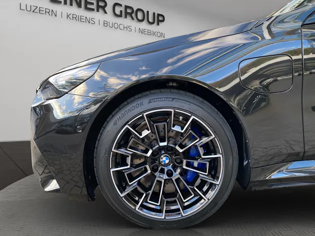 BMW M5 xDrive Touring