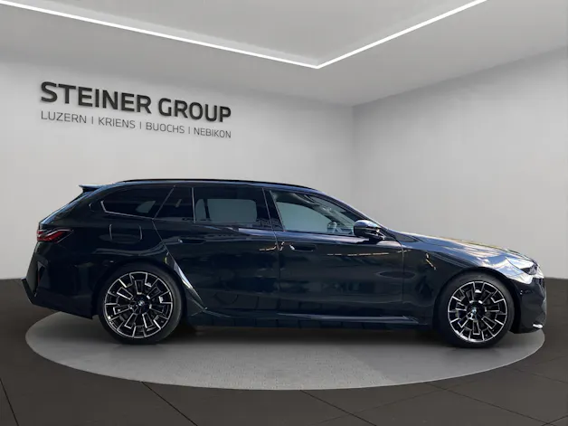 BMW M5 xDrive Touring
