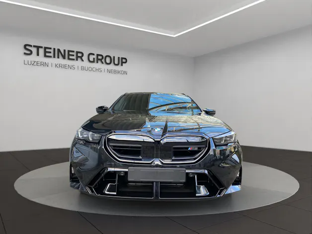 BMW M5 xDrive Touring