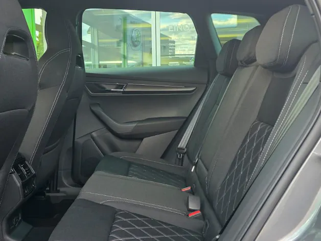 SKODA Karoq 2.0 TDI CR Sport Line 4x4 DSG