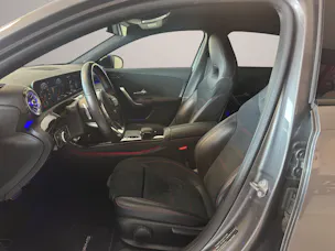 MERCEDES-BENZ A 250 AMG Line 7G-DCT