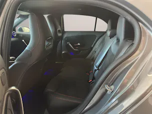 MERCEDES-BENZ A 250 AMG Line 7G-DCT