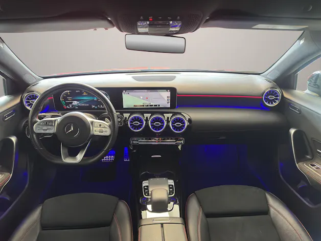 MERCEDES-BENZ A 250 AMG Line 7G-DCT