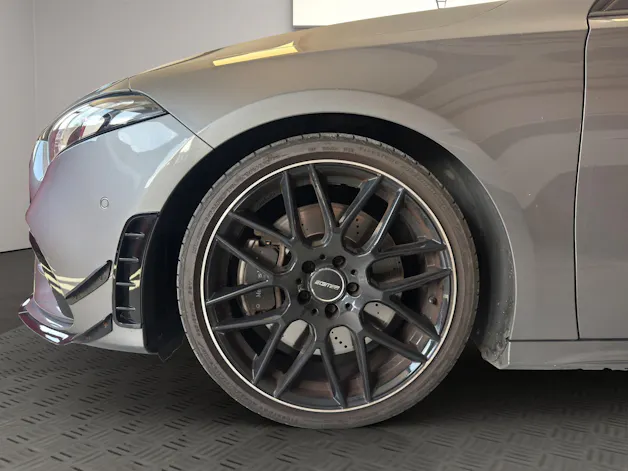 MERCEDES-BENZ A 250 AMG Line 7G-DCT