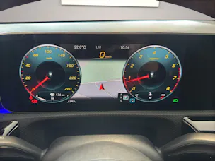 MERCEDES-BENZ A 250 AMG Line 7G-DCT