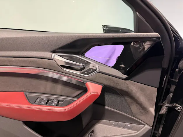 AUDI e-tron S quattro