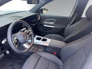 MERCEDES-BENZ GLB 200 4Matic 8G-Tronic