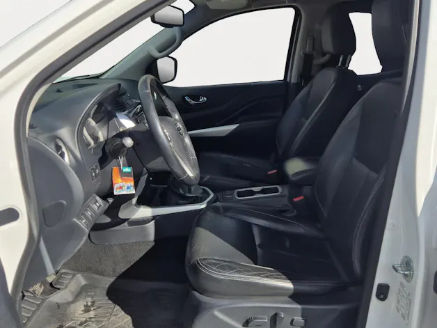 NISSAN Navara Double Cab N-Connecta 2.3 dCi 4WD