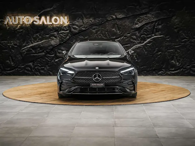 MERCEDES-BENZ CLE 200 Coupé AMG Line 9G-Tronic *Werksgarantie*Panorama*Lenkradheizung*