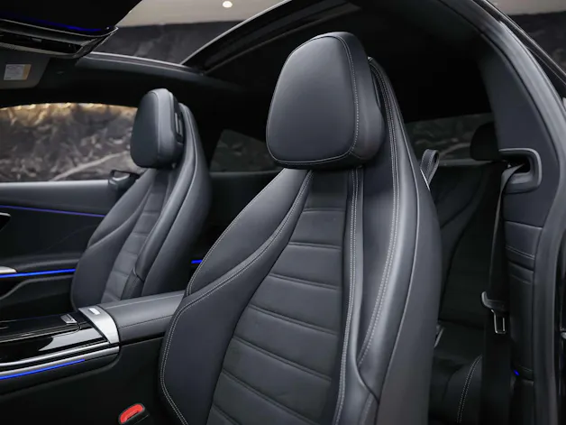 MERCEDES-BENZ CLE 200 Coupé AMG Line 9G-Tronic *Werksgarantie*Panorama*Lenkradheizung*