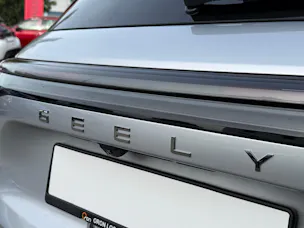 Geely STARRAY EM-i Max+29.8 kWh cloudveil silver