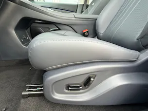 Geely STARRAY EM-i Max+29.8 kWh cloudveil silver