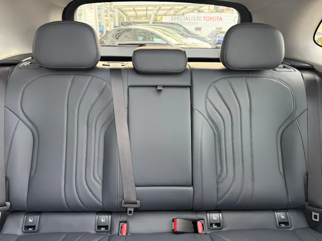 Geely STARRAY EM-i Max+29.8 kWh cloudveil silver