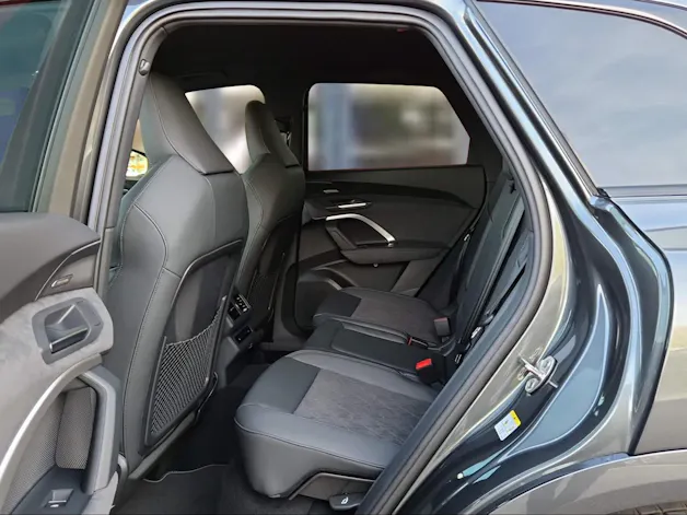 AUDI Q5 e-hybrid quattro 270 kW S-tronic Daytonagrau Perleffekt