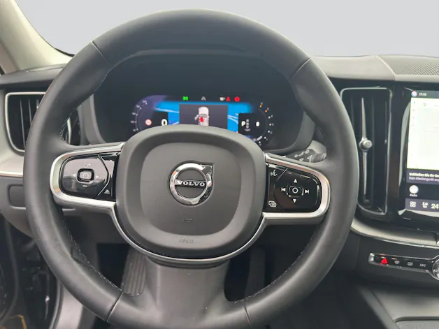 VOLVO XC60 B4 Diesel Mild Hybrid AWD Plus Dark Geartronic