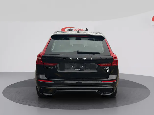VOLVO XC60 B4 Diesel Mild Hybrid AWD Plus Dark Geartronic