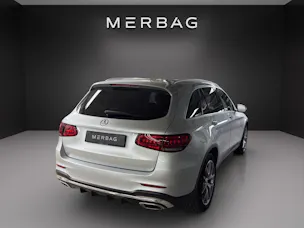 MERCEDES-BENZ GLC 300 AMG Line 4Matic