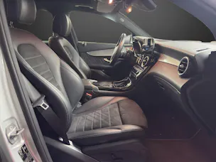 MERCEDES-BENZ GLC 300 AMG Line 4Matic