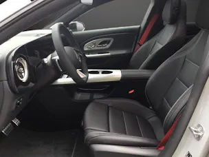 MERCEDES-BENZ CLA SB 220 4M 8G-DCT
