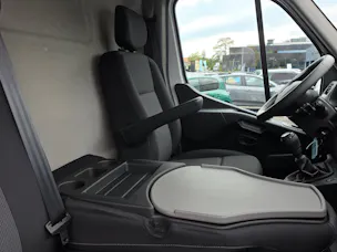 RENAULT Master T35 2.3 Blue dCi 135 L3H2