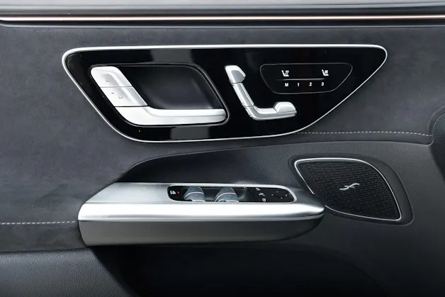 MERCEDES-BENZ EQE 53 AMG 4Matic+ V295