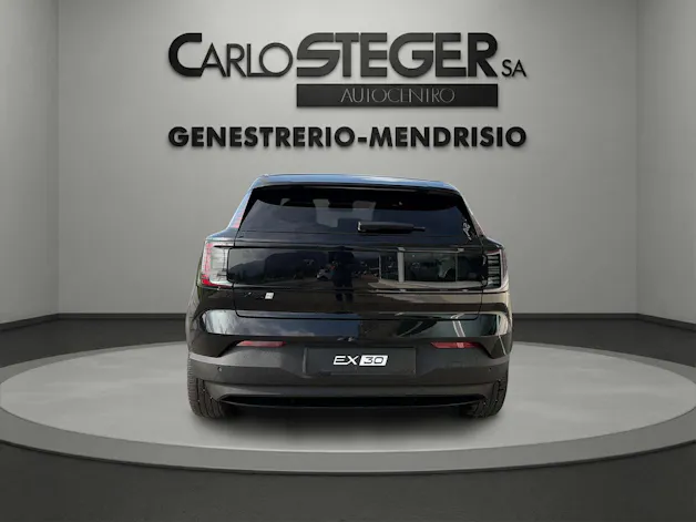 VOLVO EX30 P5 69 kWh Long Range Xcentric Black Edition