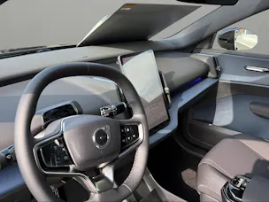 VOLVO EX30 P5 69 kWh Long Range Xcentric Black Edition