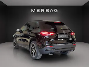 MERCEDES-BENZ GLA 220 d 4MATIC Swiss Star